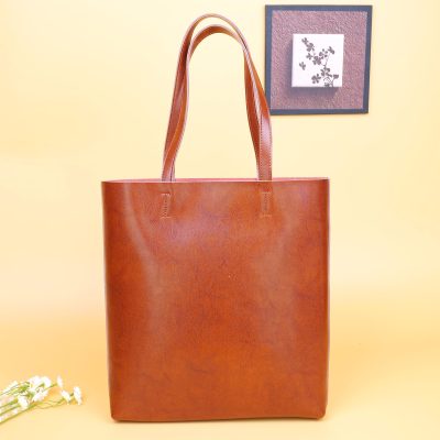 Women's Large Capacity Leather Tote Bag Brown Minimalist